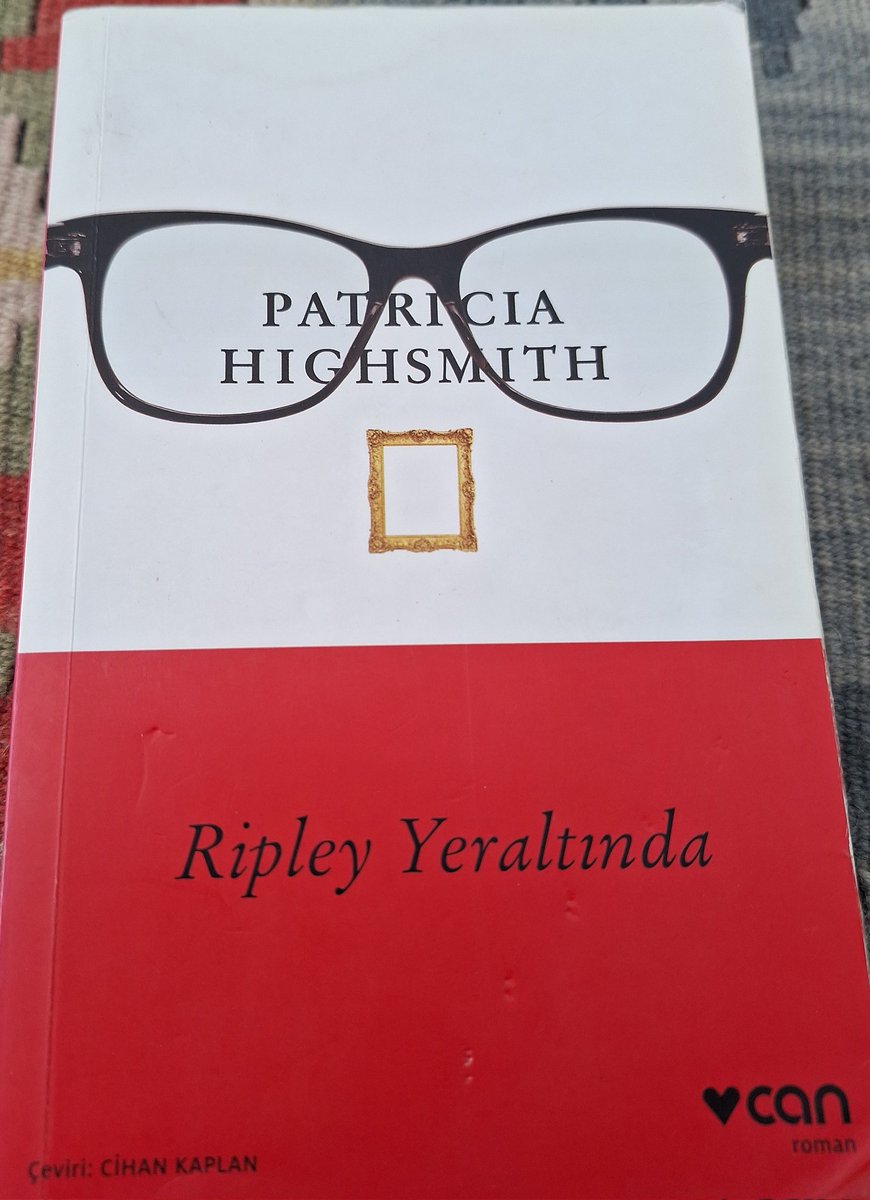 Yetenekli Bay Ripley i okuduysanız dizinin 2 kitabı Ripley Yeraltında yı da okumalısınız.

Mühim not: yazar bu kitabı yazabilmek için 15 yıl beklemiş...