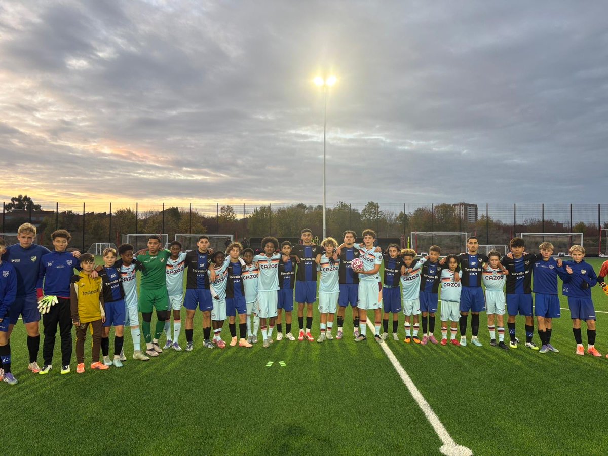 soccerelitetou2's tweet image. Great to have @CherryOrchardFC U13s and @IFKStocksund U14s at our U13 &amp;amp; U14 Pro Cup!

Full board stay ✅, matches at @BrentfordFC yesterday ✅, and tournament action today ✅

Have you booked your UK Tour yet? 👀

#Play #Succeed #Achieve