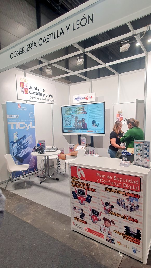 ¿Quieres conocer la apuesta global de Castilla y León por la Educación? 
📍<a href="/SIMOEDU_/">SIMO EDUCACIÓN</a> 
Pabellón/Pasillo 5/5
🗓 28-29-30 octubre
⭐️PISA 2022
⭐️Red Formación
⭐️Plan Digital/acreditación docentes
⭐️Escuela 4.0
⭐️INNOVACIÓN 
⭐️INTERNACIONALIZACIÓN
⭐️Fomento STEAM
#InnovaCyL <a href="/educacyl/">Educación JCyL</a>