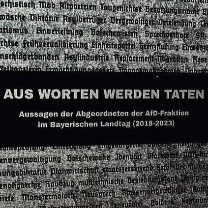 Unsere GRÜNE Fraktion hat eine fast 400-seitige Zitatesammlung der #AfD Abgeordneten im Landtag in #Bayern vorgelegt. Es zeigt sich: Denen geht es um die Verletzung der Menschenwürde, sie verfolgen antidemokratische Ziele und wollen Grundrechte aushöhlen! gruene-fraktion-bayern.de/themen/demokra…