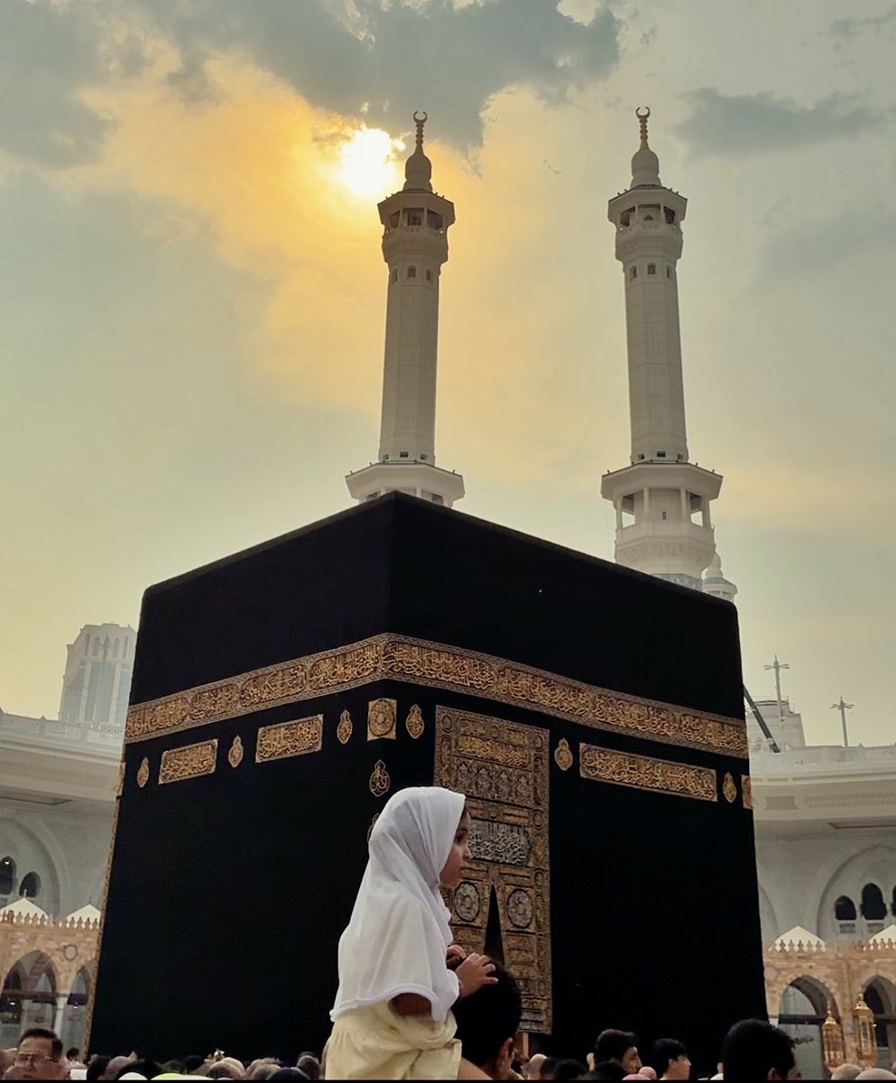 "O, insanın yeryüzünde bir hedefi olduğunun ilanıdır.”