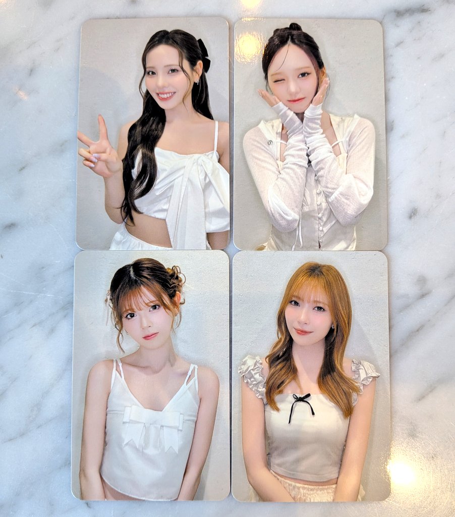 IVE NiziU 82MAJOR CRAVITY HWASA等全員サイン入り IVE NiziU 82MAJOR CRAVITY HWASA等全員サイン入りメンズ・クラシック