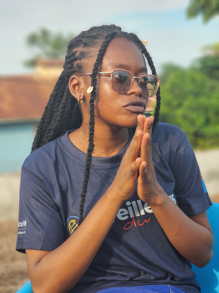 🙍 "Un jour, j’ai vu ma photo circuler sans mon accord..Les insultes ont suivi. J’ai voulu disparaître."
 Ce genre d’histoire est fréquent.
La violence en ligne ce n’est pas virtuel, c'est réel.
Ensemble, faisons d’internet un espace de respect, d’écoute et de bienveillance