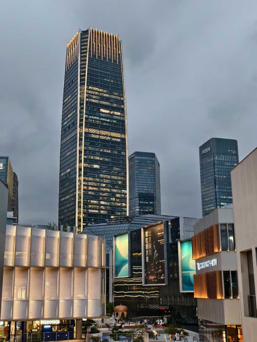 Chief Meme Intern tweet media