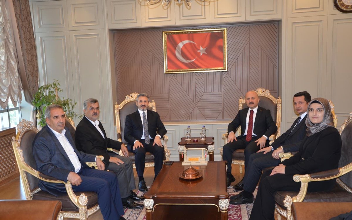 AK Parti Adıyaman İl Başkanımız Sn. Ekrem Gürcan Çadır, İl Genel Meclis Başkanımız Sn. Mehmet Can Erdoğan, Kadın Kolları İl Başkanımız Sn. Saliha Diler ve Merkez İlçe Başkanımız Sn. Mehmet Fatih Olgun ile birlikte Adıyaman Valimiz Sn. Osman Varol’u ziyaret ettik.
İlimizin genel