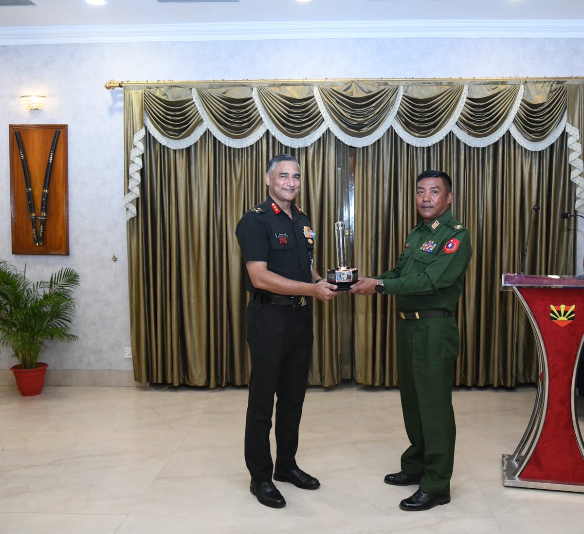 A 71-member delegation from the National Defence College, #Myanmar visited #India from 20–26 Oct 2025 as part of their Foreign Study Tour. The delegation visited Delhi, Agra, Pune, Gaya &amp; Kolkata — further strengthening the bonds of friendship and bilateral defence cooperation