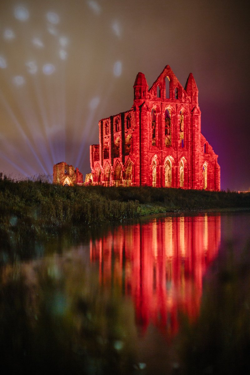 Whitby Abbey glowing like it knows it’s the ✨main character✨

Illuminated nights are back and we cannot stop staring.