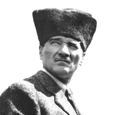 araskargosk's tweet photo. "Efendiler! Yarın Cumhuriyet'i ilan edeceğiz."

#YeniProfilResmi https://t.co/PWiKYUav0t