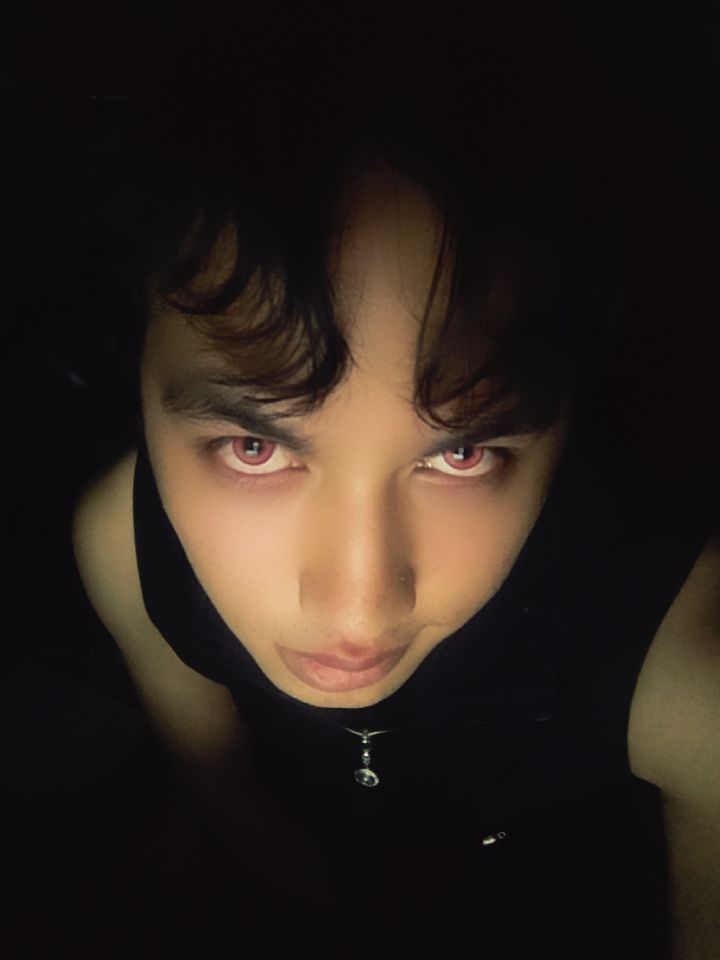 wilonaraa's tweet image. day2 pake kamera tiktok malah cantik jir
(+softlens)