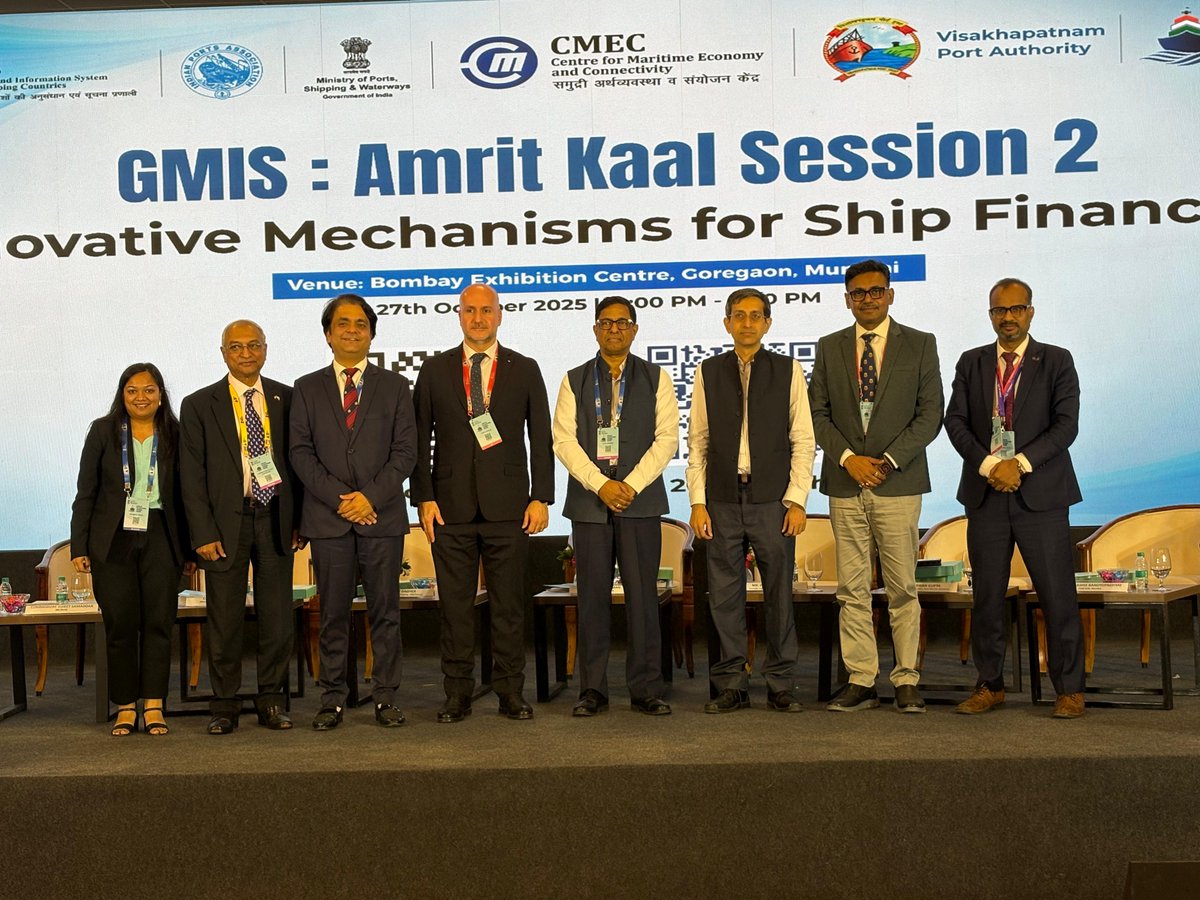 A Successful 𝗜𝗻𝗱𝗶𝗮 𝗠𝗮𝗿𝗶𝘁𝗶𝗺𝗲 𝗪𝗲𝗲𝗸 𝟮𝟬𝟮𝟱 for Shipfinex. We were honored by the presence and vision of 𝗦𝗵𝗿𝗶 𝗡𝗶𝘁𝗶𝗻 𝗚𝗮𝗱𝗸𝗮𝗿𝗶 𝗝𝗶 who set a powerful tone for the Amritkaal sessions.