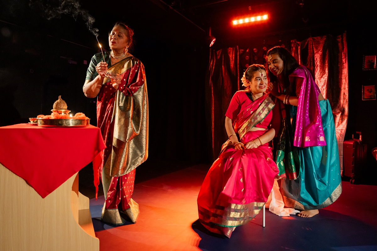 pubtheatres1's tweet photo. Period Parrrty at @sohotheatre  until 22 November 2025 @KaliTheatreUK @unembarrassable 
Srabani Sen • 28 October 2025

‘teenage angst, culture clashes and coming out’ ★★★★

https://t.co/pSQbLHB3xl https://t.co/VO8RoADRau