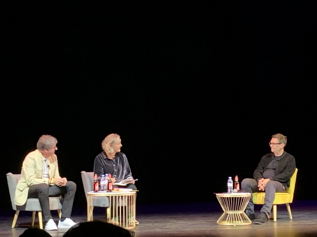 candidate_theo's tweet photo. Very interesting &amp; heartfelt moments during @AndyBurnhamGM and @MetroMayorSteve’s discussion with @DailyMirror’s @roswynnejones organised by @SME4LABOUR &amp; @LabourHome_ on devolution, urban renewal &amp; #Hillsborough. 
#HeadNorth #KeepTheFaith https://t.co/istku2Wh8V