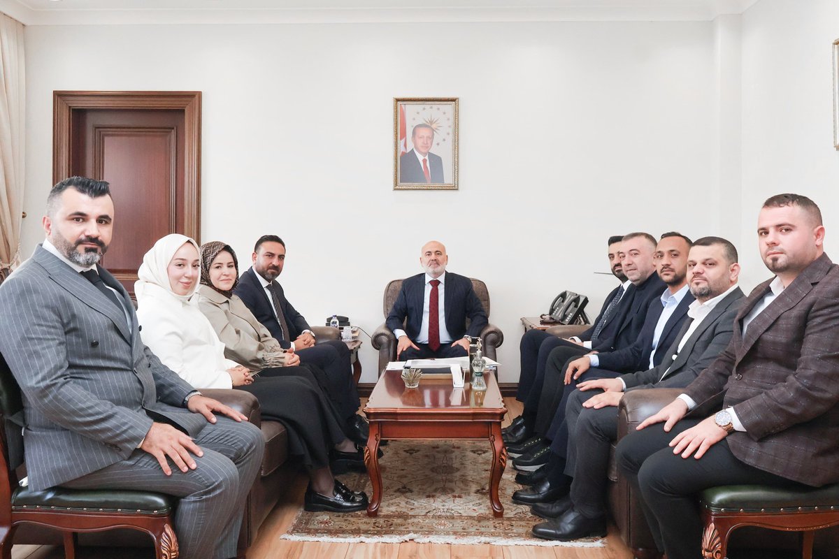 av_mehmetsaglam's tweet photo. Adana Seyhan AK Parti İlçe Başkanı Sn. @ibrahimgokcedg ve Seyhan Belediye Meclis Üyelerini Bakanlığımızda ağırladık.

Görüşmemizde, Adana’mızın genel durumu ve yürütülen çalışmalara ilişkin değerlendirmelerde bulunduk.

Ziyaretleri için teşekkür ediyor, çalışmalarında başarılar diliyorum. 🇹🇷