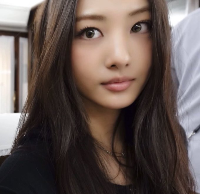 G4Vxwv4WQAIVt-h?format=jpg&name=small