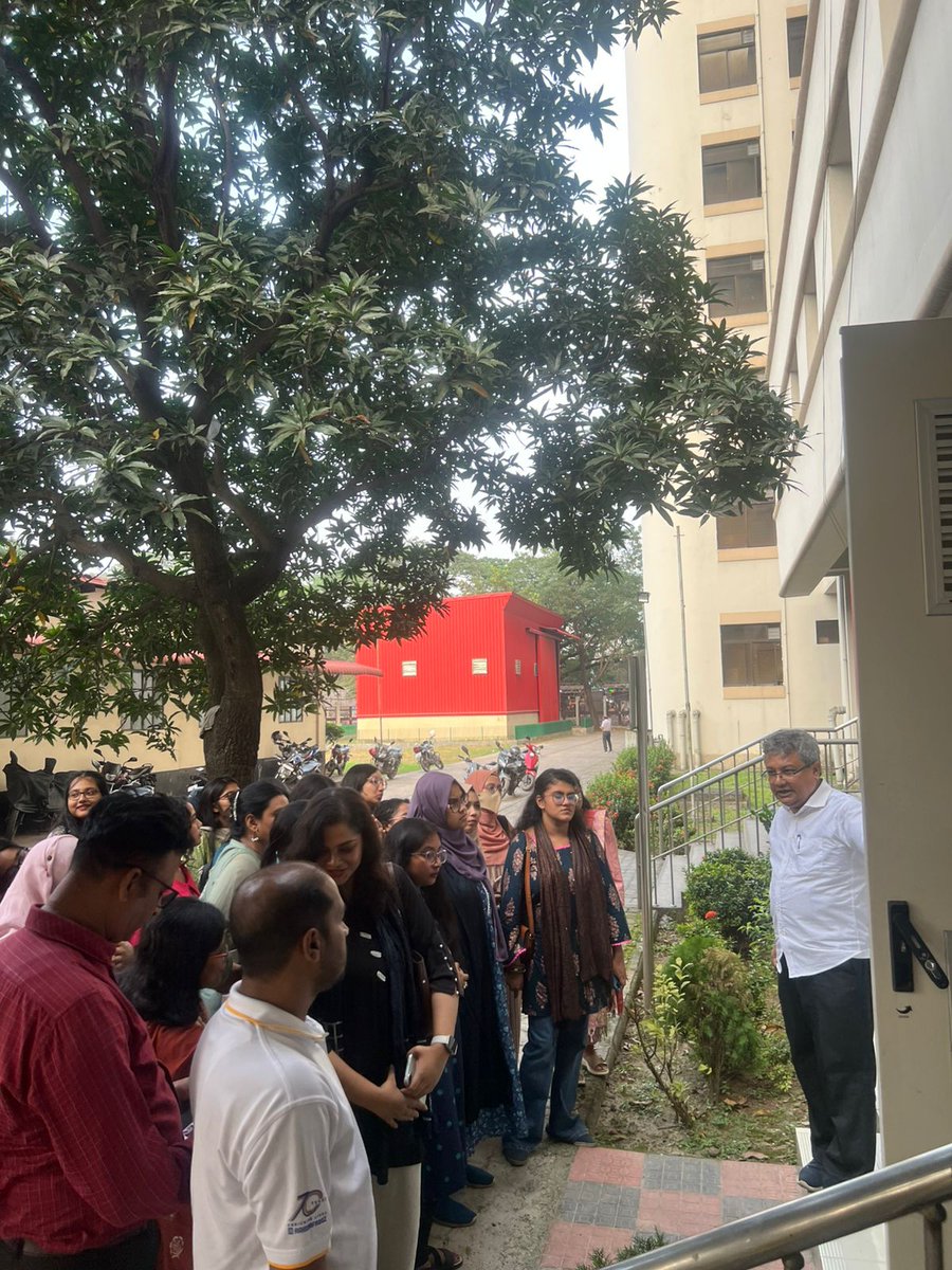 shoktikonna's tweet photo. #Shoktikonna delegates visited the BUET campus yesterday for an insightful field trip on Battery Energy Storage Systems, led by Dr. Md. Ziaur Rahman Khan, Professor at the Department of EEE, BUET and joined an engaging session by Dr Eckehard Troster, CEO, Energynautics GmbH⚡️ https://t.co/csPEXxH6gJ
