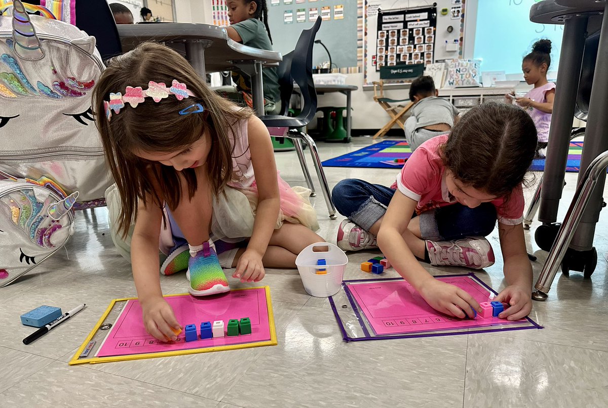ngriffith106's tweet photo. A game of Grab and Compare is always a great way to reinforce using our Math vocabulary.  😍 #rockyourrole #wearedegan # obelisk https://t.co/dIHjQkNYAV