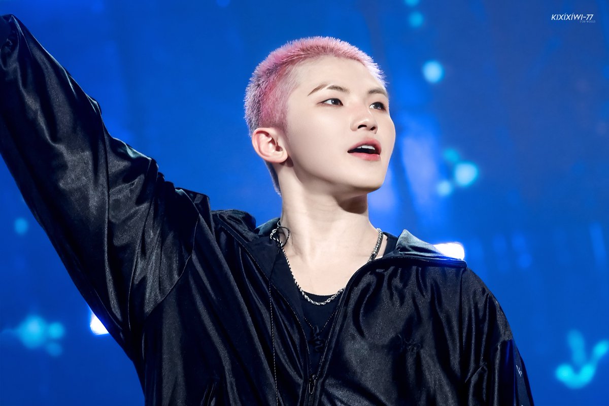 /•᷅•᷄\୭ 귀요미૮ฅ•͈ ₃ •͈ฅა

🗓️D-502<행운이 깃들기를 바랄게요>

📸2507 호우팬콘

#우지 #세븐틴 #이지훈 #SEVENTEEN #WOOZI #ウジ #호우팬콘