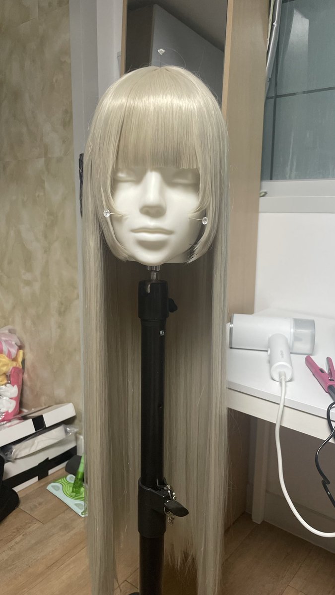 초보 코스어 시절 힐링 할줄 몰라서 방치해두던 가발 지금의 내가 해냄 뿌듯✌️