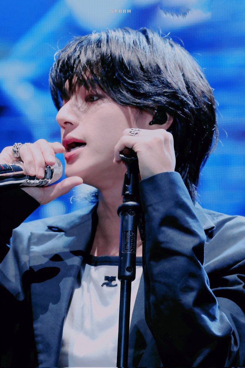 feel_the_storm's tweet photo. 241103 GRAND MINT FESTIVAL 2024
#에이티즈 #우영 
#ATEEZ #WOOYOUNG https://t.co/qVNUOKY8Bk
