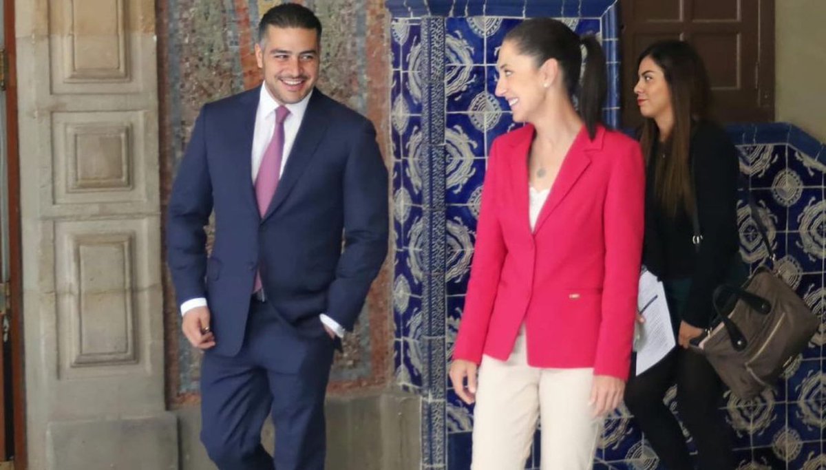 Harfuch es la 2da persona mas poderosa del país, solo detrás de la Presidenta, arraso en la CDMX por 15 puntos, y ahora esta puntero rumbo al 2030 y no anda fantocheando poder ni lujos, no abusa de su poder, esta centrado y enfocado,y se le ve humilde y leal. No tiene escándalos.