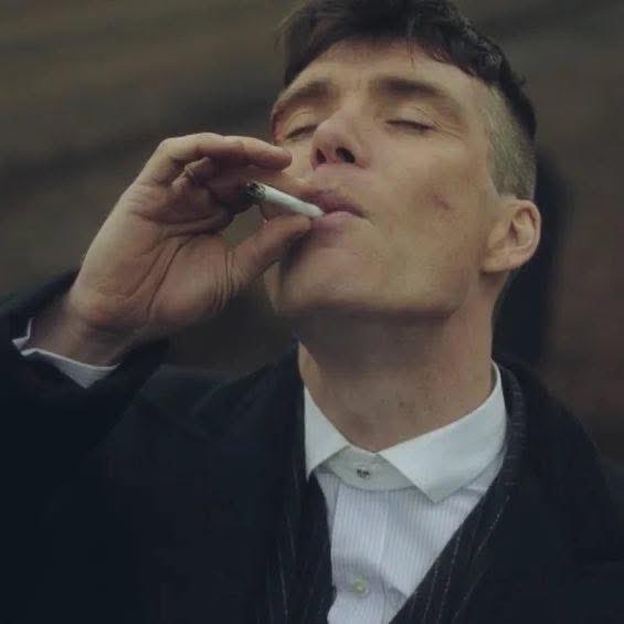 واحد  دخل على جروب المهندسين  anonymous وسأل عن حاجة، دخلت أنا كمان Anonymous وقولتله كلمني خاص.