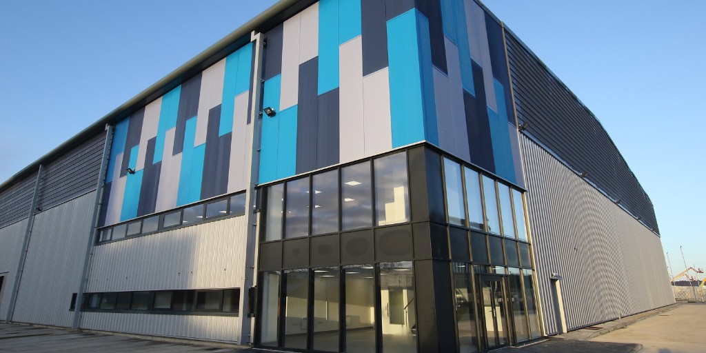 RIBAJ's tweet image. By adopting the Trimapanel FW steel wall panel range, specifiers can ensure today&apos;s projects align with tomorrow&apos;s regulatory requirements [AD] @tatasteeluk
👉 Read more: ow.ly/5hqr50X7IrS
#rjProducts #Cladding #BuildingEnvelope #Compliance #BuildingRegulations