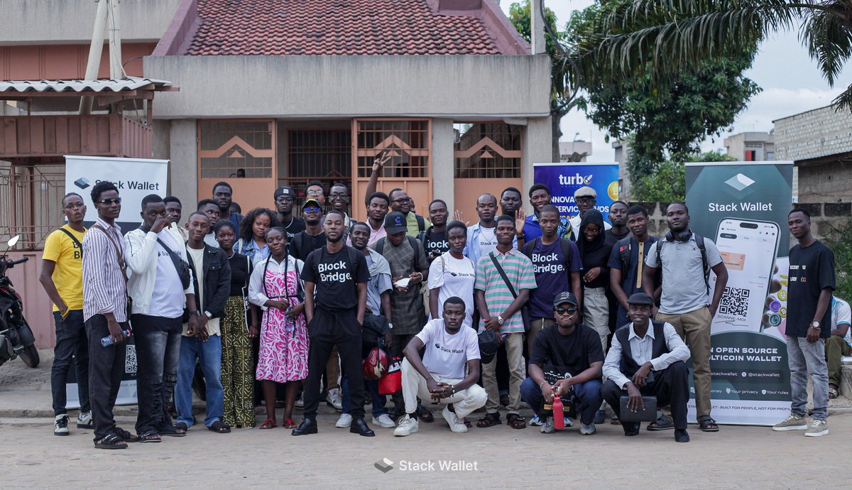 mercianoalia's tweet photo. After Parakou, we're heading to Lomé 🇹🇬!
Organizing a Meetup outside your own country is a real challenge, but thanks to the power of Web3, anything is possible.
With the support of the community, the #Meetup_Stack_Wallet Lomé was a complete success 🔥
#Stack_Wallet #Minds3_0 https://t.co/pkeaHe5i5G
