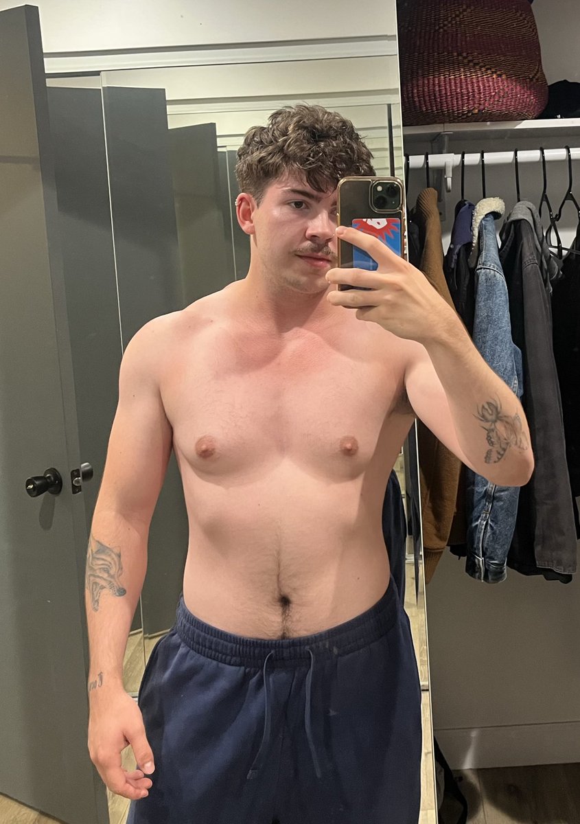 XGuyPussyX's tweet photo. Suck on it🧎 https://t.co/jonwqdzNiA