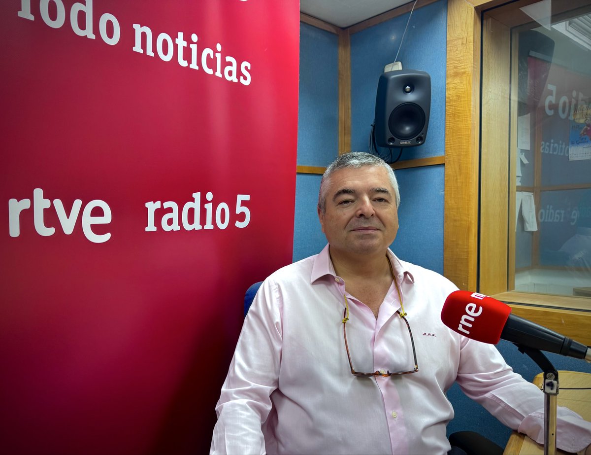 <a href="/rne/">Radio Nacional</a> <a href="/RTVEMelilla/">RTVE Melilla</a> - Apuntes de Economía - 28/10/2025  Puedes escuchar en  play.rtve.es/a/16790090

Hoy hablamos de conceptos básicos: la definición de Economía, oferta y demanda, tipos de bienes, costes de oportunidad, la inflación …