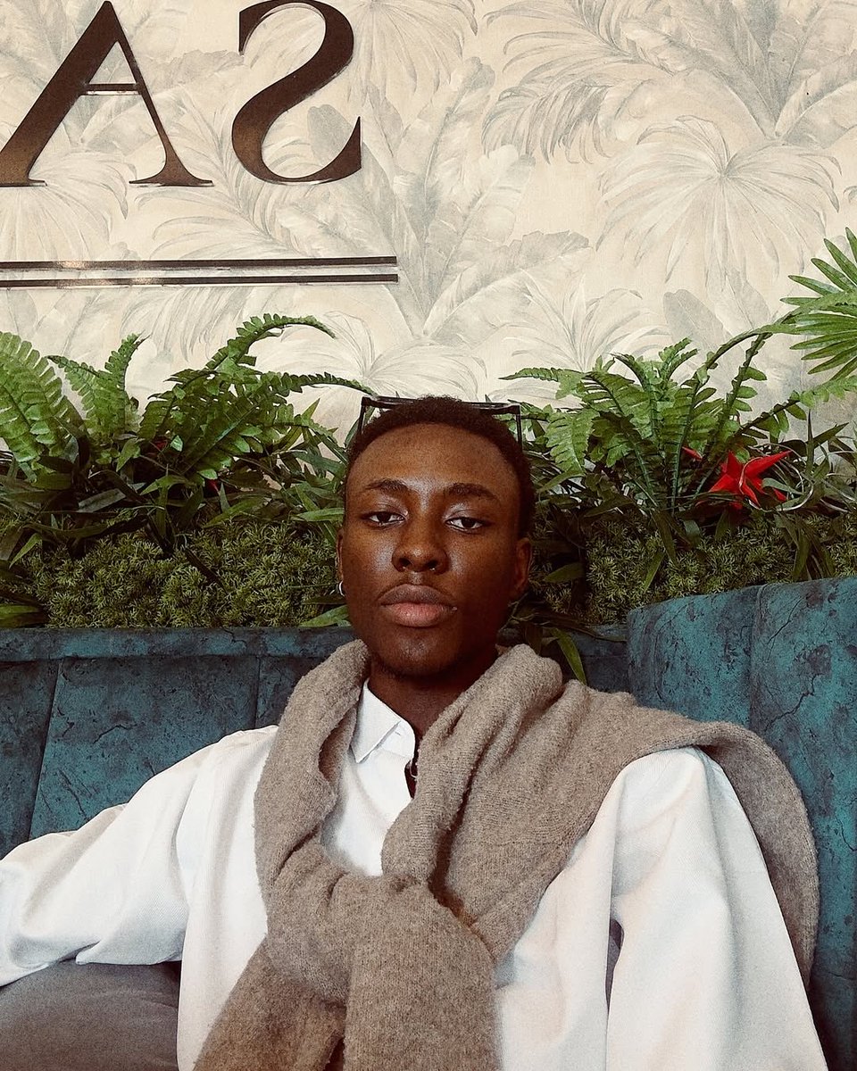 NoteSphere's tweet image. the designer.                            the app.