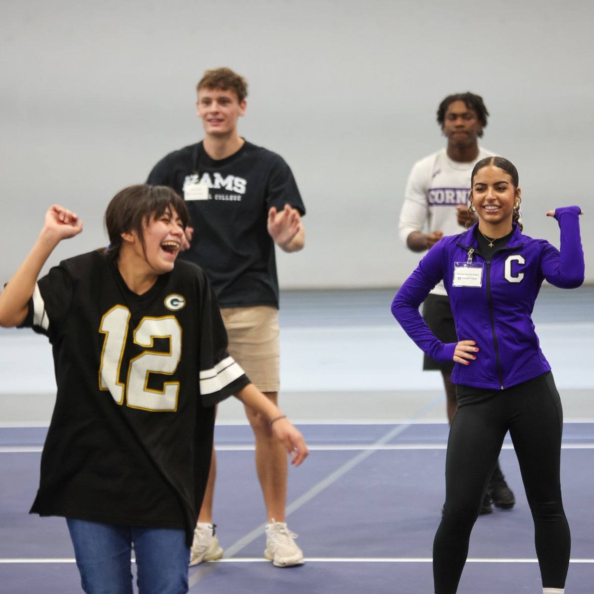 CornellCollege's tweet image. Full-circle moment! 💜  Mickey Hines ’20, Williamsburg Jr-Sr High School P.E. Teacher, brought his students back to Cornell for a day of learning and play with kinesiology majors!

Read the story ➡️ ow.ly/Qa4k50XgzZh
#CornellCollege #Ramily #Kinesiology