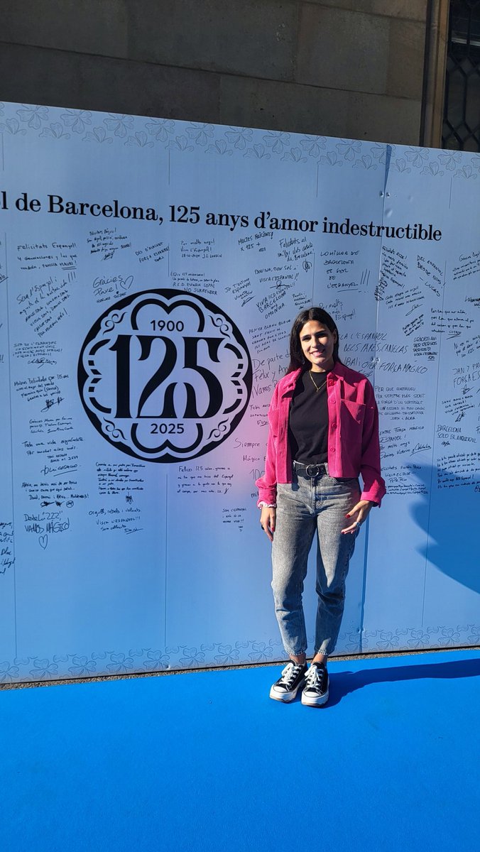 Felicitats a tot@s els soci@s de l'Espanyol🤍💙els que ho van ser, els que ho són i els que ho seran🫶som els guardiants d'un amor indestructible que perdurarà per sempre🫶som família,som lluitadors,patidors,pasionals, resilients...Feliços 125 anys🤍💙 t'estimem espanyol #RCDE