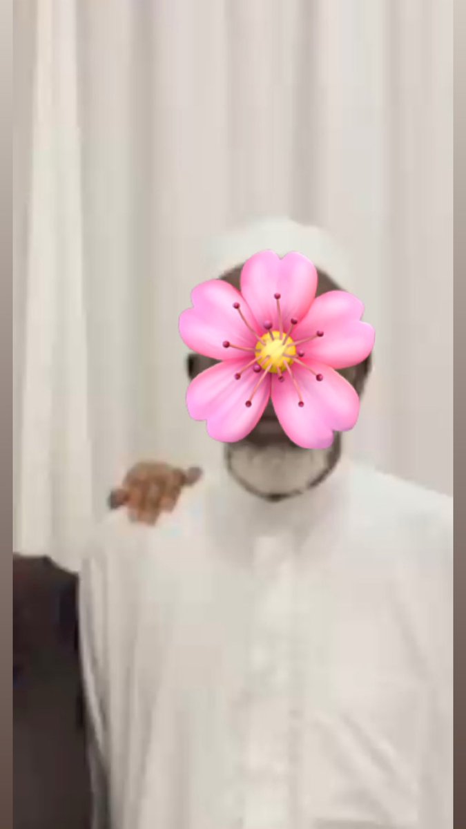 Meem77466855's tweet photo. رحم الله شيبات شعره ورائحته و دعائه وكلماته اللهم ارحم ابي واغفر له اللهم اني اشتقت اليه وان الشوق للميت يميت يارب وان كنت مقصره في دعائي له فأنت الكريم الذي لاينسى اللهم ارحم من كان في الارض طيب الذكر طاهر القلب يارب هب له بقدر دعاء عبادك الصالحين. https://t.co/O6oXm1lIVE