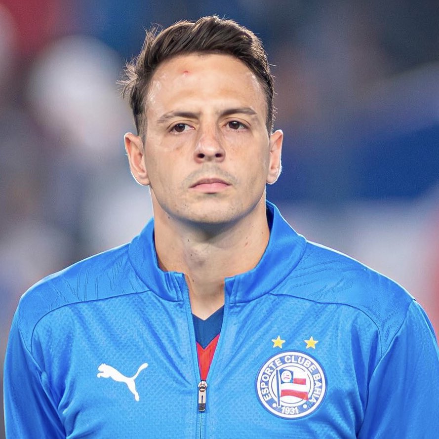 🚨🇨🇴 ÚLTIMAS NOTÍCIAS: Santi Arias está cada vez mais distante de permanecer no Bahia!

Com contrato até o fim de 2025, o Tricolor NÃO planeja renovar o vínculo do lateral.

Em julho, havia interesse de ambas as partes em uma prorrogação, mas o cenário mudou e as conversas