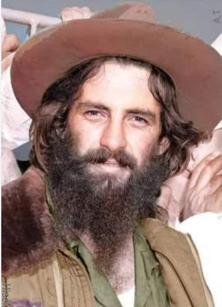 Nuestro homenaje a Camilo Cienfuegos en el 66 aniversario de su desaparición física. Como dijera Fidel el señor de la vanguardia #ANAPCuba #Cuba