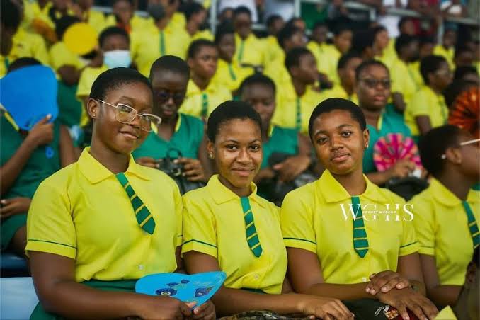 lonlee (@theoctopus_1) on Twitter photo Walahi no girls’ school get fine babes pass Wesley Girls. See perfection Walahi no girls’ school get fine babes pass Wesley Girls. See perfection
