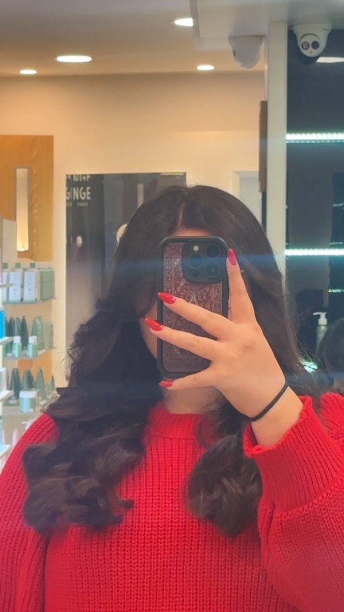 soofftts's tweet image. la beauté svp