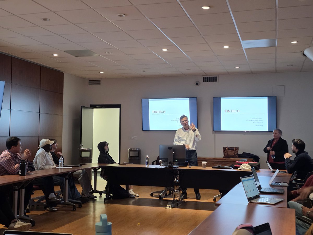 kevinchenNYC's tweet image. Great to come to Long Island University Brooklyn Campus Business School to discuss the latest innovation in #FinTech #InsurTech and #StableCoins.  A lot of questions from the diverse group of MBA and MFE students.  Love the opportunity to share with next gen young professionals!