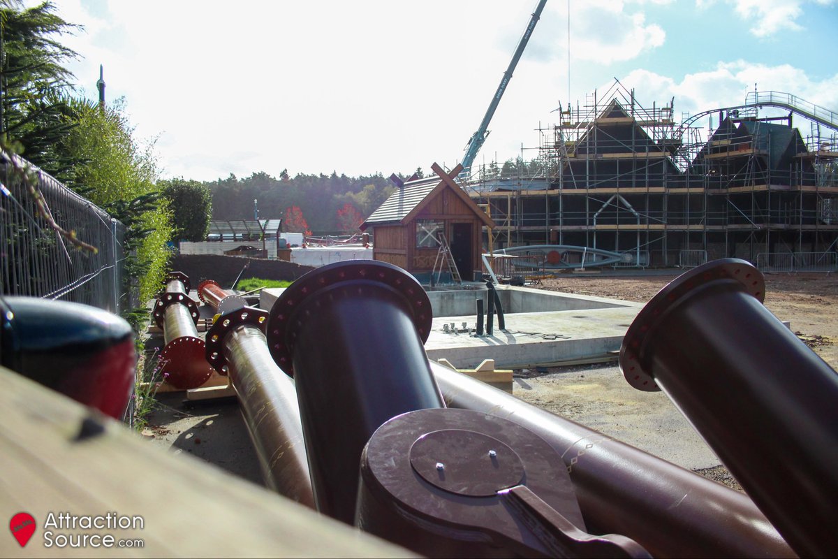 Drakon at Paultons Park has now gone vertical and has had its brake run installed today, along with additional supports for the layout! Ride parts for Vild Swing have also arrived onto the construction site awaiting installation later this week.