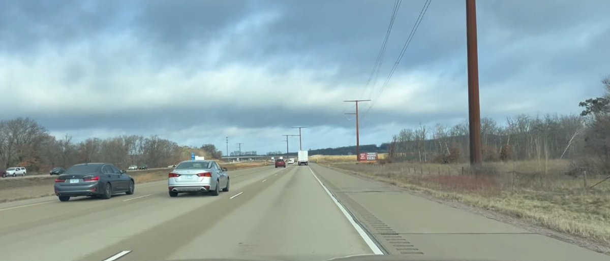 diydrivinschool's tweet image. What’s unsafe about this picture? 🚗 Parents, can you spot it? Comment below once you find it! 👇

Get the complete &apos;Parents&apos; Guide to Safer Driving Lessons&apos; at DIYdrivingschool.com

#DriveSafe #newdriver #studentdriver #learntodrive #drivingschool #teendriversafety #DIY