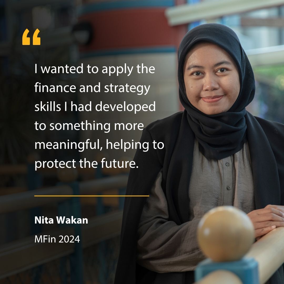 What happens when a management consultant and mother is exposed to land destruction because of a merger of palm-oil plantations? She decided to pivot!

Read Nita's story: buff.ly/kHhjIiD 

#SustainableFinance #ClimateAction #StudentStories #WomenInFinance #CircularEconomy