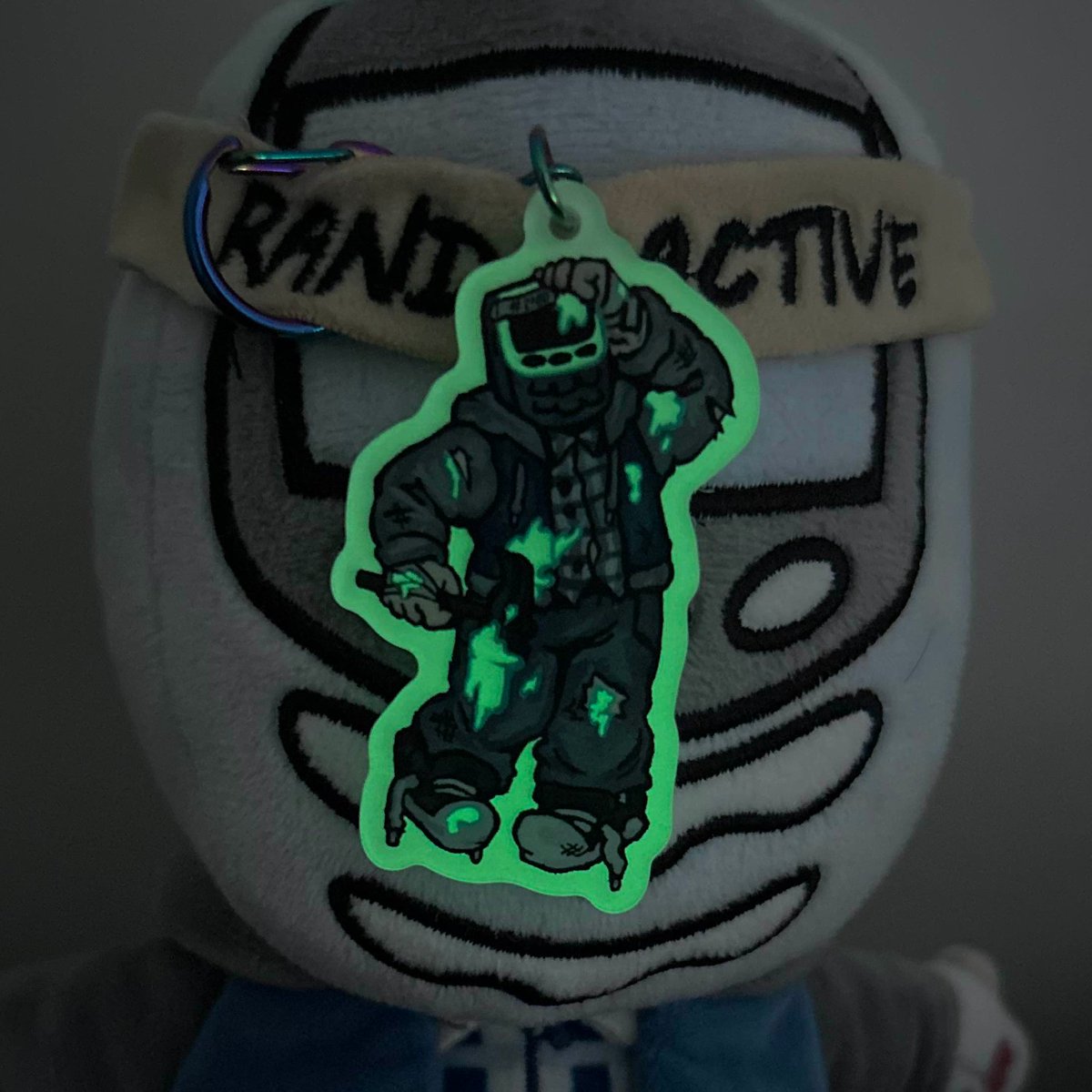 sirhenrickson's tweet photo. restock of older items for newer fans ^^ christmas came early! #dialtown https://t.co/R5OyTB8FEs