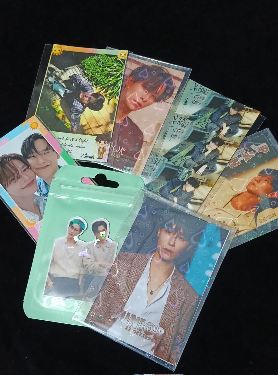 มาค่ะ !!! 📣 รอบไปรษณีย์ เข้าแล้ว ก่อนตลาดจะวาย 🌟 แจกทีมหน้าจอ 4 ชุด เดี๋ยวเราสุ่มให้นะครัช ⚡
📌ค่าน้องเดินทาง 25.- 

#Junniorrs #จูเนียร์ปณชัย
JUNIOR SHINING BRIGHTER BD

#ToOurShiningJunior29th