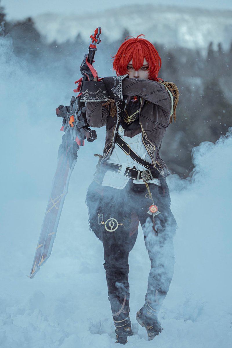 Isagi_02's tweet image. ※cosplay 4k
Genshin Impact ✧ Diluc

　　戦いは、最も容易いことだがな。

photo:@koubaitai