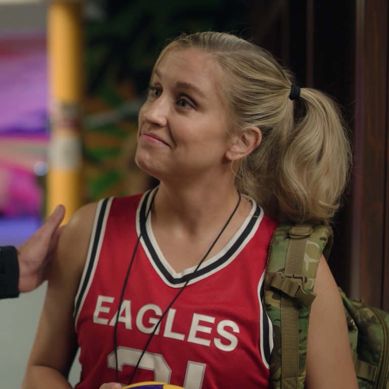 m4ggiequinn's tweet image. colette reminds me of maggie 😭😭😭 #goingdutchfox #dmvcbs