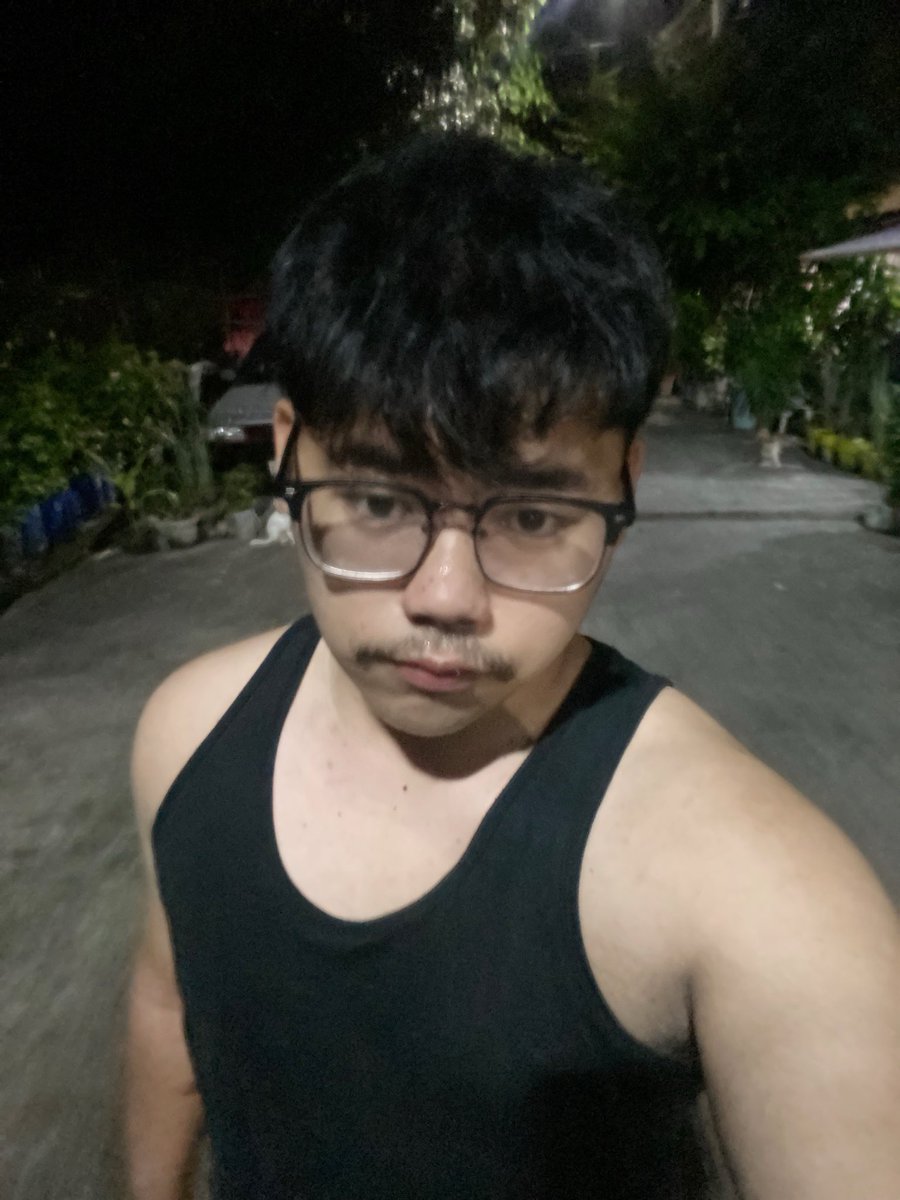cceddiee's tweet photo. Layas eh https://t.co/o4dBmGBW3P