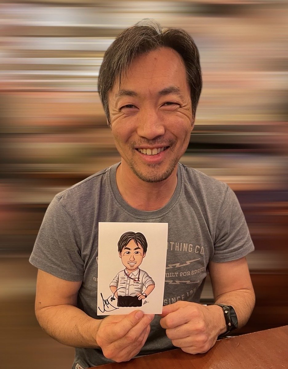 【✨小松代表伝説✨PART2】
コロナ前のお話です。
当時レース現場の責任者として
サーキットでマシンに対する
様々な対応をされていた小松代表。
【当時はエンジニアリングの責任者】

レース現場へお邪魔して、土曜日お食事をご一緒させて頂く予定だった前日。
FPの走行でクラッシュがあり