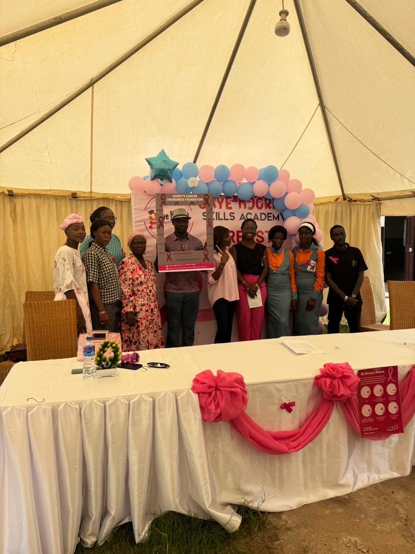gayenjorrofoun1's tweet photo. Awareness is the first step towards change and change begins with empowered women.

🎗️A big thank-you to our amazing speakers — Ya Awa Conateh, Solomon Correa, Mariama Colley and Dr. Jainaba Jallow for reminding us that empowerment starts with awareness and care for our health, both mental and physical.

We remain committed to fostering initiatives that promote education, advocacy and the well-being of women in our communities.