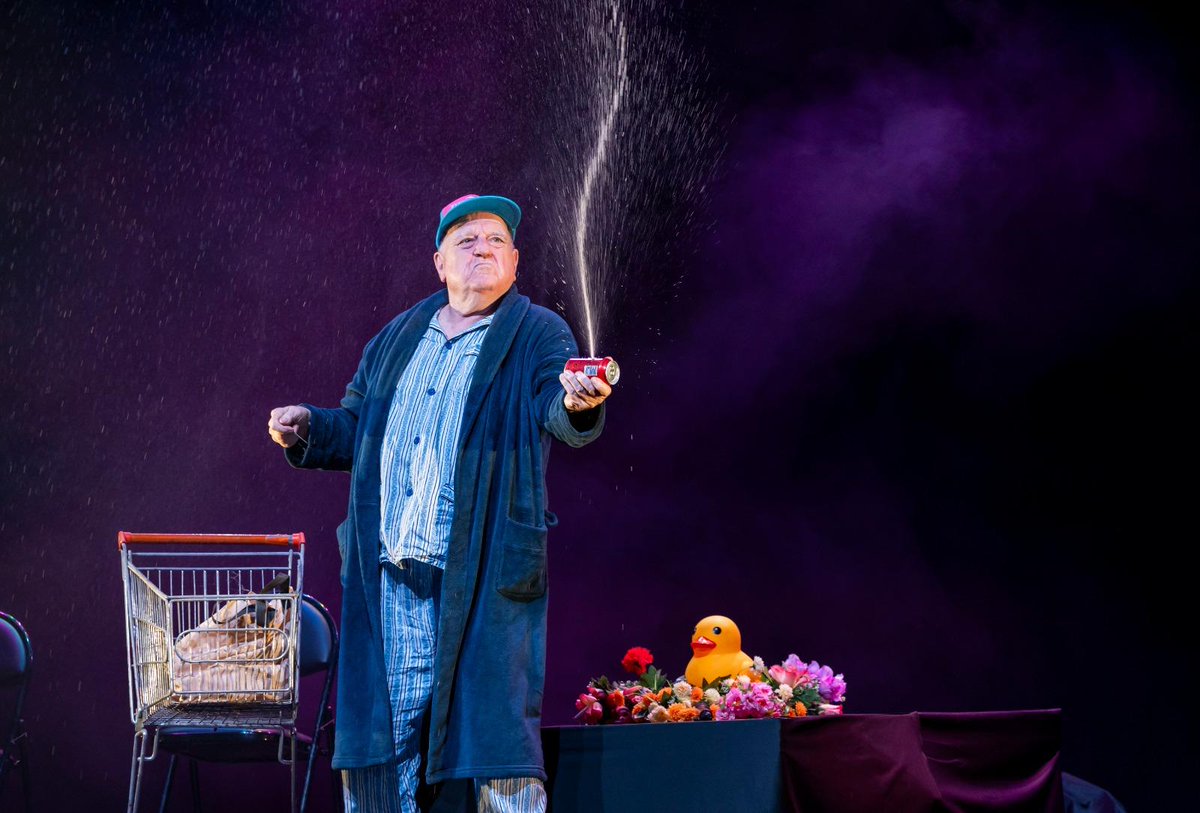 #ElFestivalEnImágenes
Leo Bassi hace reflexionar con sátira y provocación en "70 años"