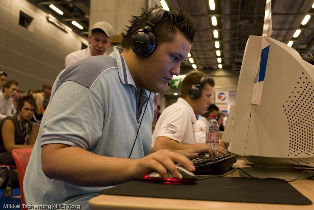 محمد/モハメッド tweet media